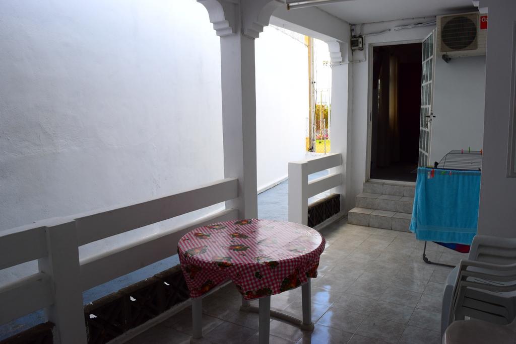 Mauri Holidays 'Budgeted Apartment' La Gaulette Oda fotoğraf
