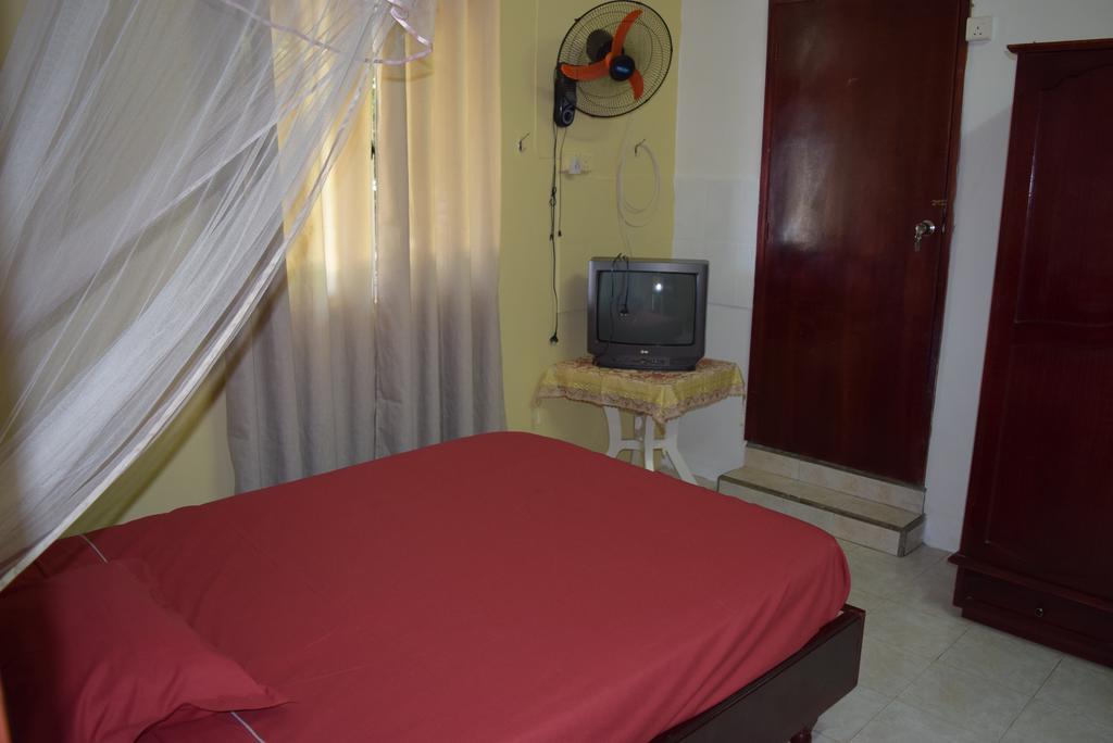Mauri Holidays 'Budgeted Apartment' La Gaulette Oda fotoğraf